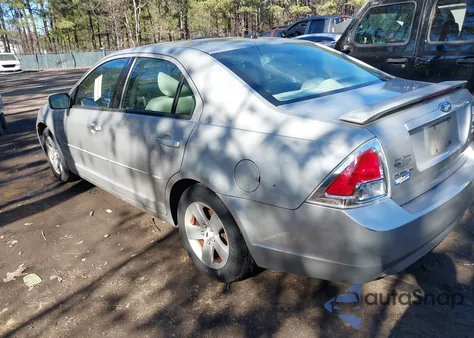2007 Ford Fusion Se z USA, uszkodzony, nr VIN 3FAHP07Z57R209723